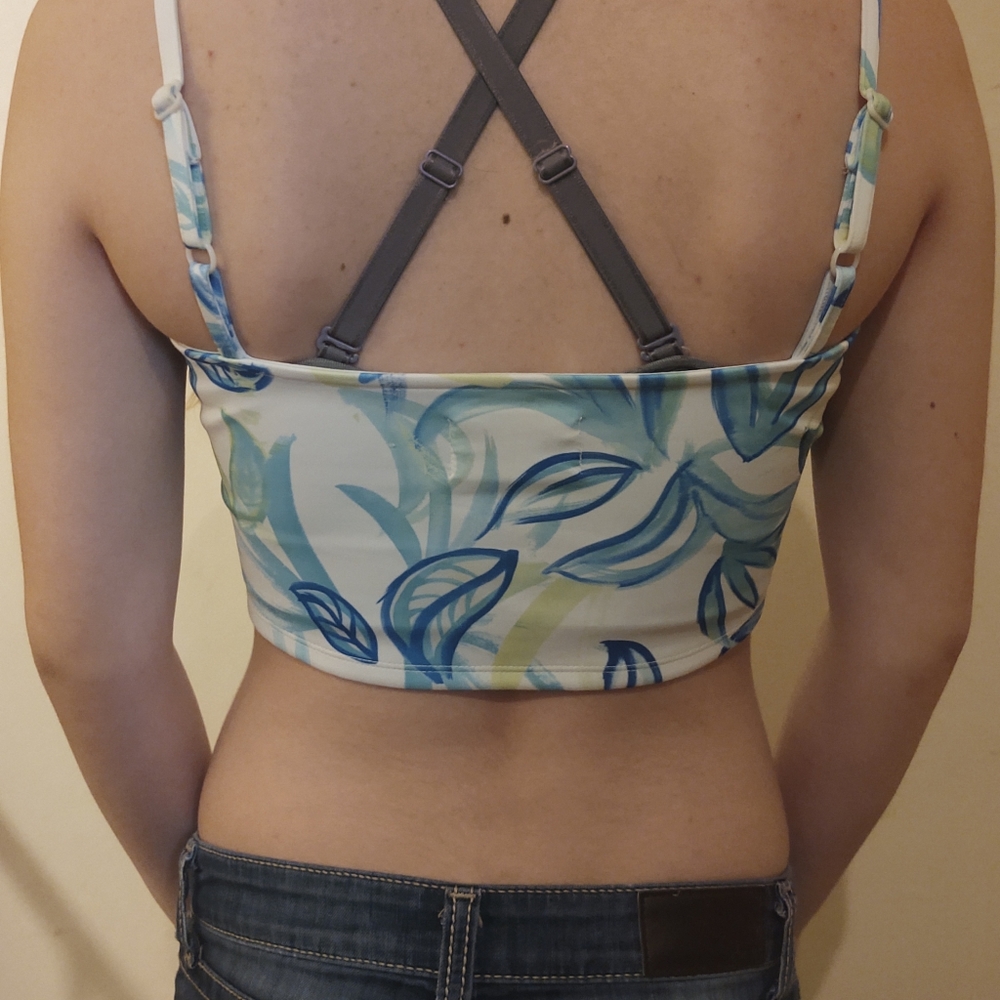 Sabo Skirt Crop Top - Picture 5 of 6